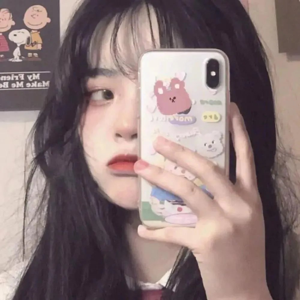 季总，我不是这种秘书$我被老板盯上了$碰瓷老板后，他狂追我